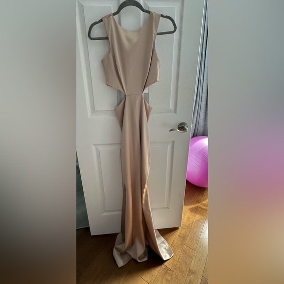 Arti Gogna evening gown in gold - size small - Picture 5 of 7